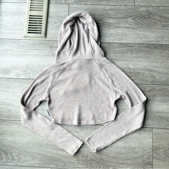 Gymshark Slounge Taupe  Cropped Hoodie - Picture 14 of 15